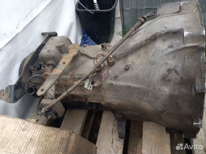 МКПП V501 с делителем на Mazda Titan