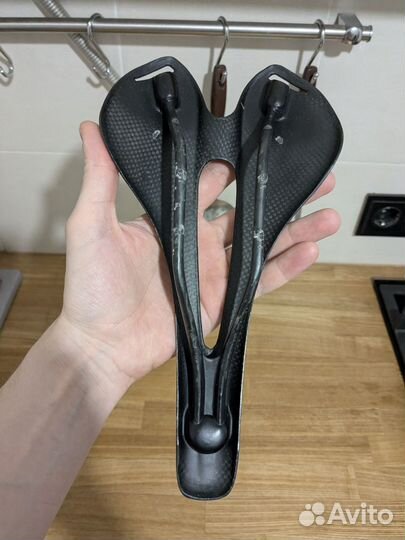 Седло углепластик карбон под specialized