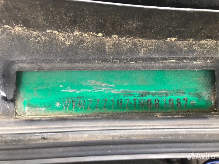 Разбор на запчасти Volkswagen Golf 3