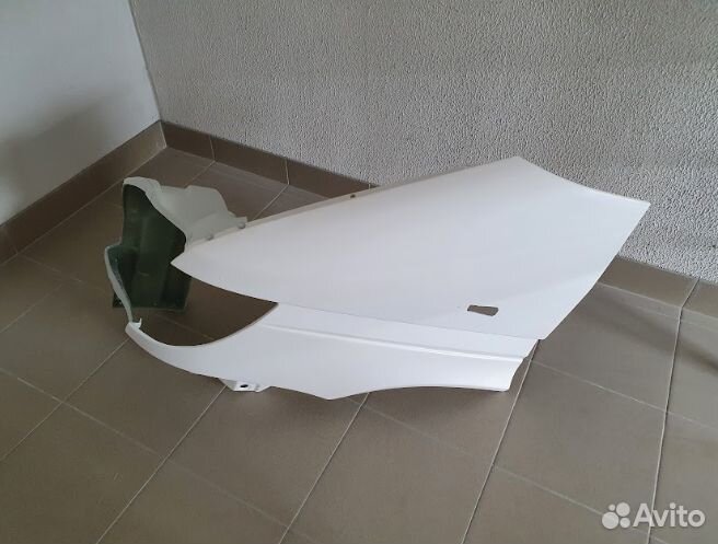 Кронштейны фар передних крыльев Mercedes Sprinter