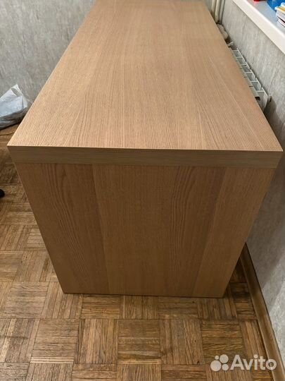 Письменный стол