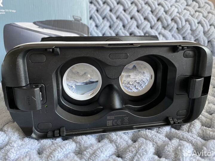 Очки виртуальной реальности samsung