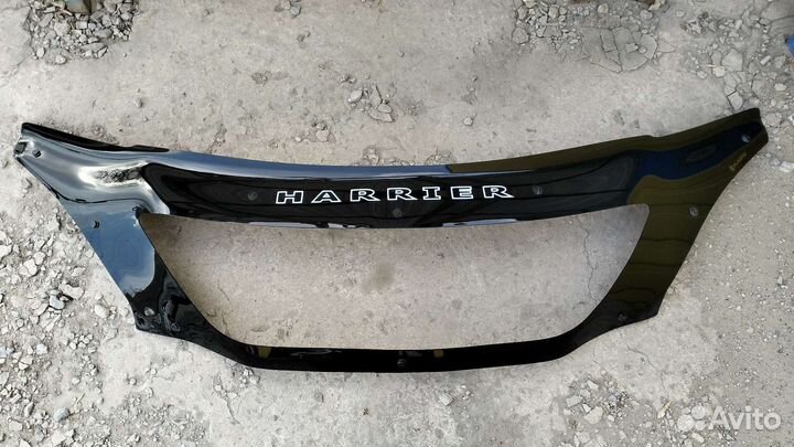 Дефлектор капота