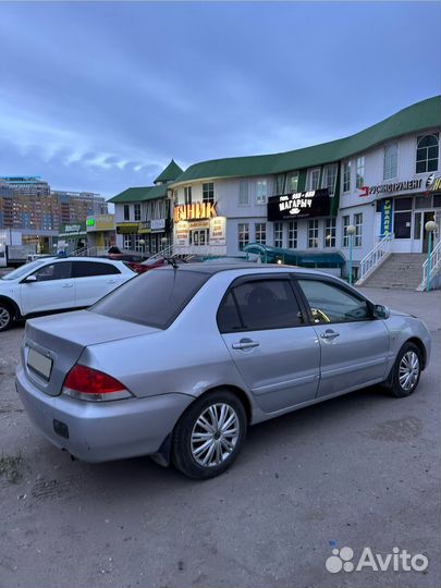 Mitsubishi Lancer 1.6 AT, 2005, 200 000 км