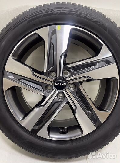 Новые Kia Sorento 2023, Michelin PS4 235/55 R19