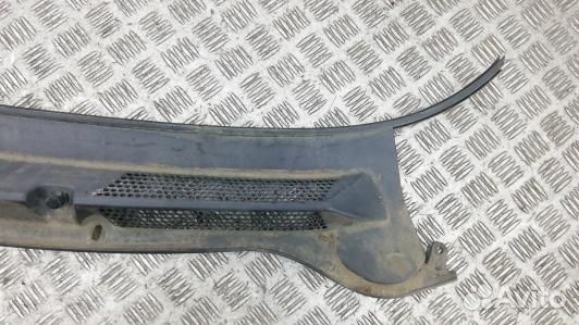 Накладка декоративная (жабо, дождевик) opel astra