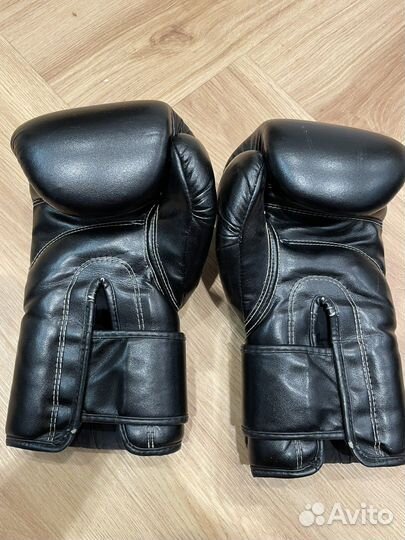 Боксерские перчатки fairtex 14oz