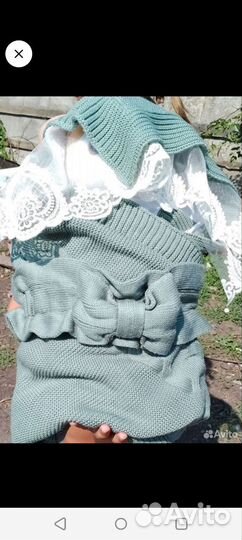 Комплект на выписку вязанный