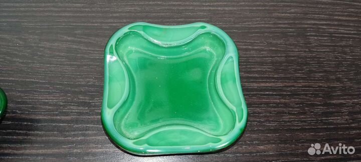 Пепельницы малахитовой стекло