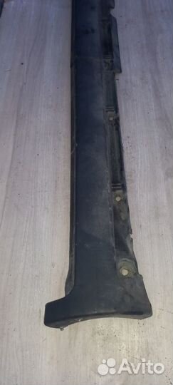 Накладка порога правая Volvo V70 D5244T 2004Г.в