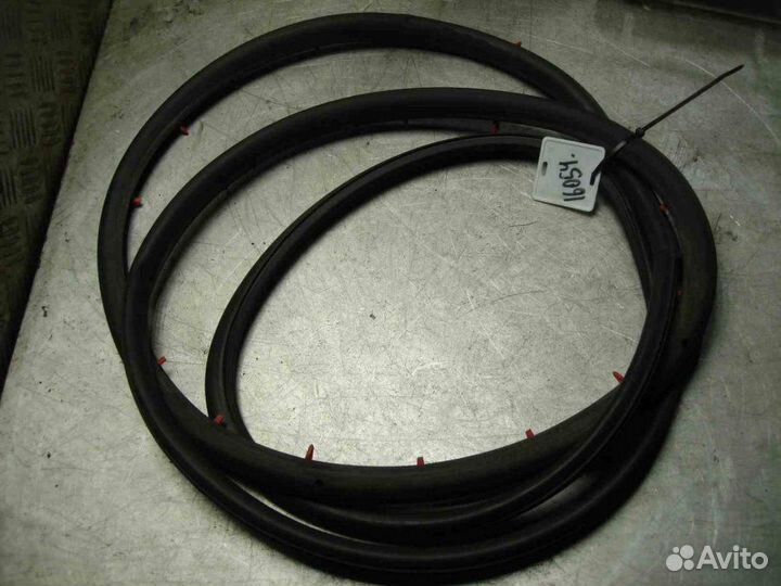 Уплотнитель Audi A8 4E 2003-2010