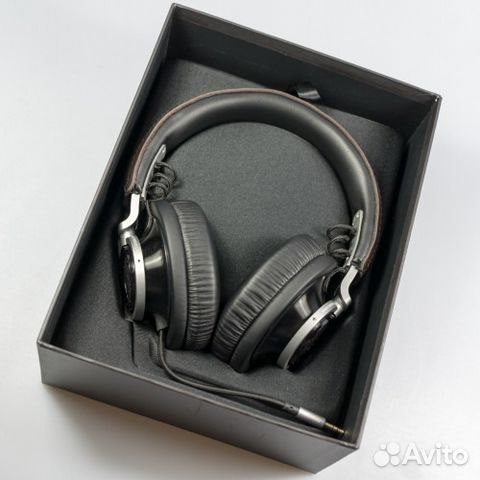 Наушники Philips Fidelio L1