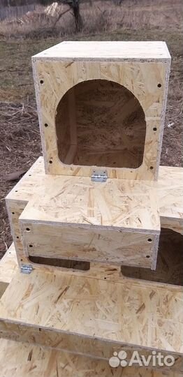 Гнездо для кур с яйцесборником