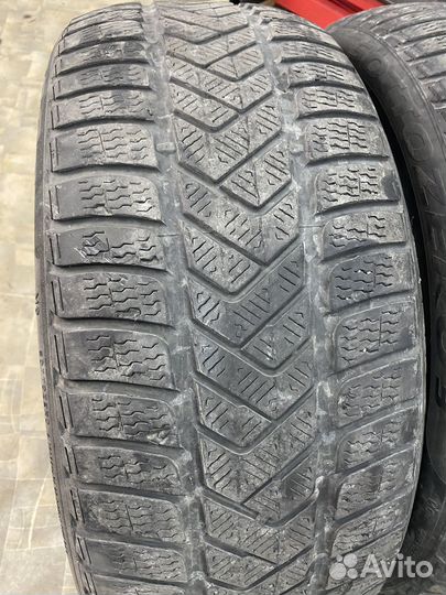 Pirelli Winter Sottozero 3 255/40 R20