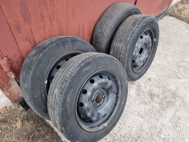 Yokohama BluEarth-ES ES32 185/65 R15