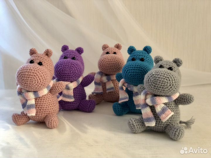 Вязаный бегемот