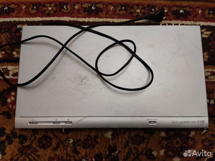 Dvd плеер с караоке LG DGK685X