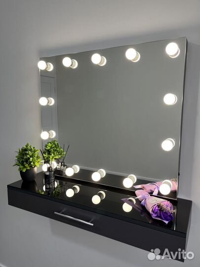 Столик для макияжа с зеркалом BT925DH Серый