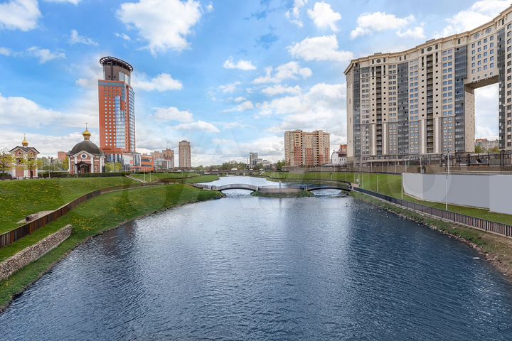 2-к. квартира, 80,8 м², 16/20 эт.