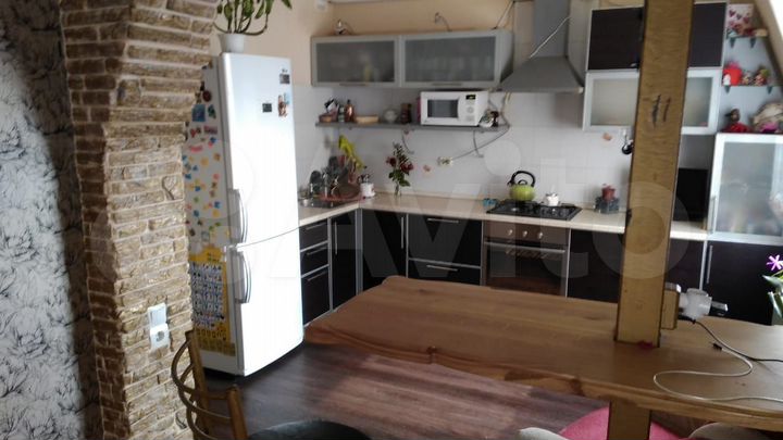 2-к. квартира, 78 м², 9/10 эт.