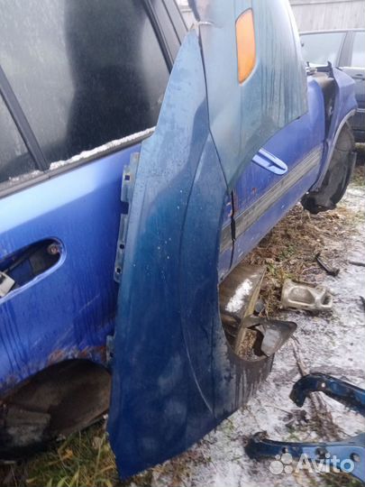 Крыло переднее левое Форд Фокус 1