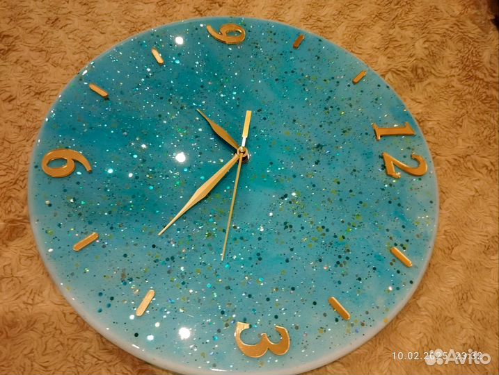 Часы ручной работы