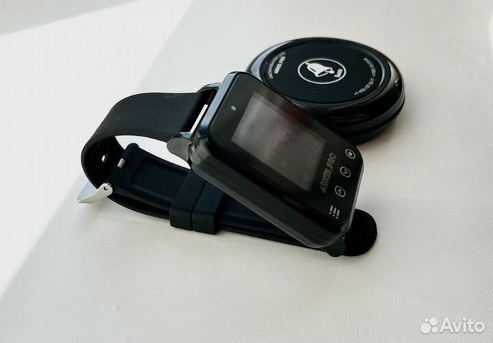 Кнопка вызова персонала влагозащищенная и часы