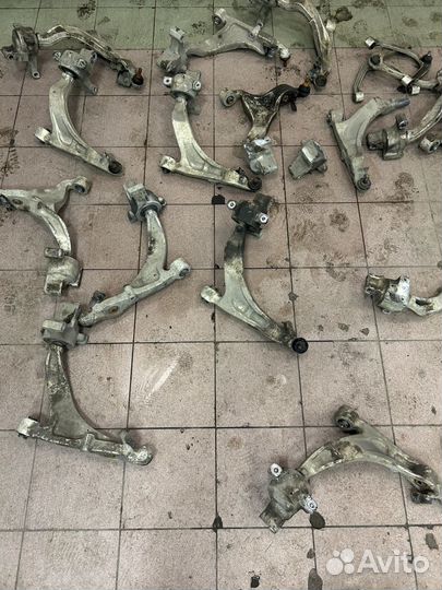 Рычаг передний нижний Infiniti G25