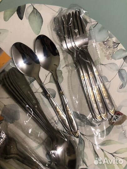 Набор столовых приборов новый