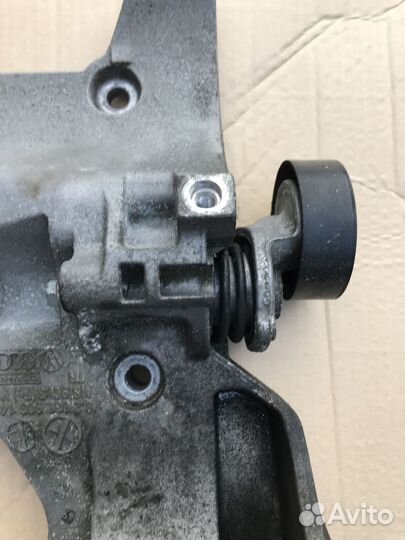 Кронштейн генератора VW Tiguan 2.0TDI