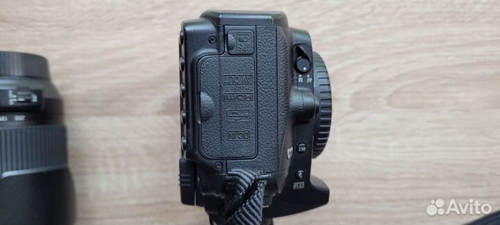 Зеркальный Nikon D90 и другие