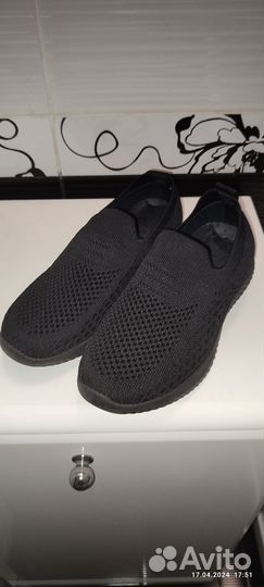 Кроссовки детские