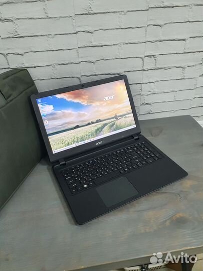 Ноутбук Acer Aspire ES1 15.6