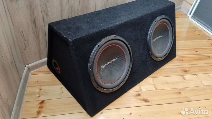 Pioneer TS-W304R 12