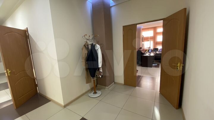Офис, 180 м²