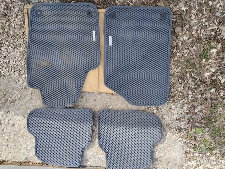 Автомобильные коврики на Volkswagen Polo