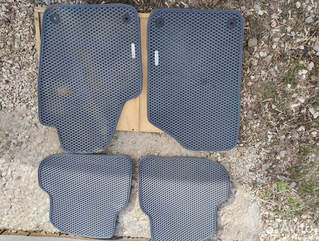 Автомобильные коврики на Volkswagen Polo