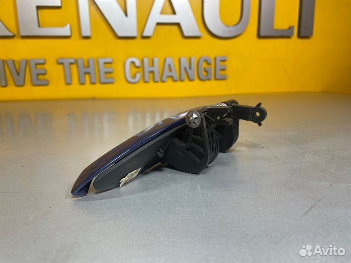 Ручка двери внешняя правая Renault Logan K7M A812