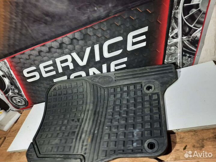 Коврик пассажира Land Rover Discovery 3