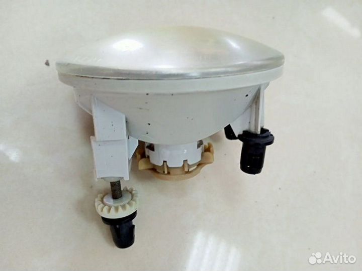 Фара противотуманная Chevrolet Tahoe GMT900 LY5