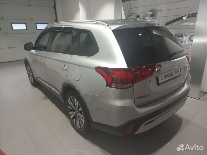 Mitsubishi Outlander 2.4 CVT, 2020, 98 949 км