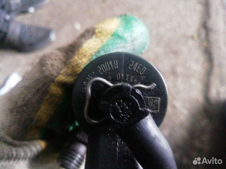 Форсунка Peugeot 206 1 1.6 2008