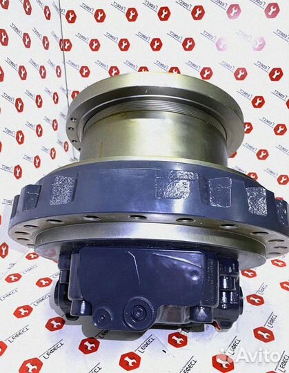 Гидромотор хода Komatsu PC300LC-8M0 708-8H-00430