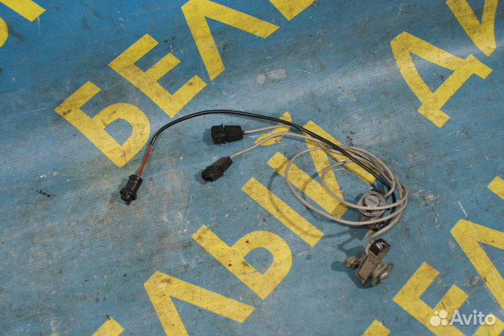 Передняя личинка замка Audi A4