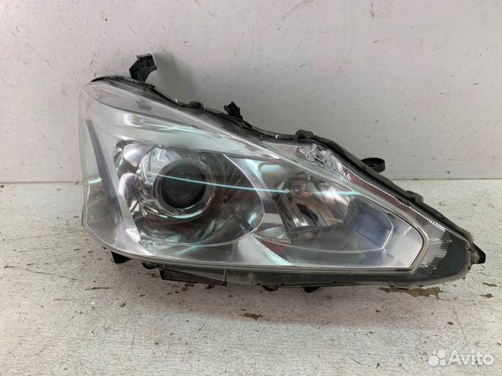 Фара правая Nissan Teana L33 2012