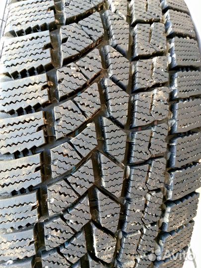 DoubleStar DS617 225/65 R17