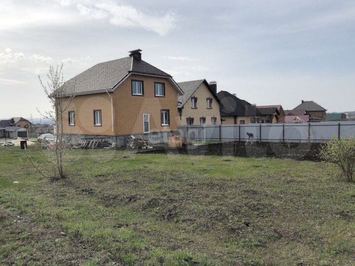 Дом 185 м² на участке 7,5 сот.