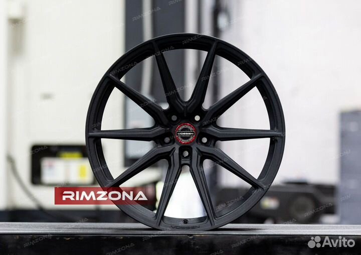 Кованые диски R22 на Audi A8