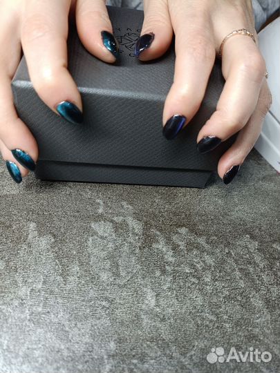 Маникюр снятие/покрытия 350