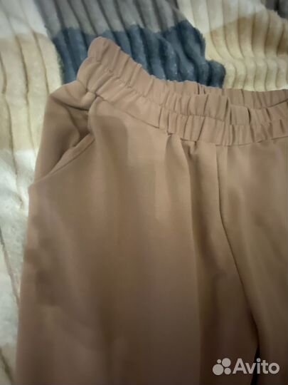 Спортивный костюм женский